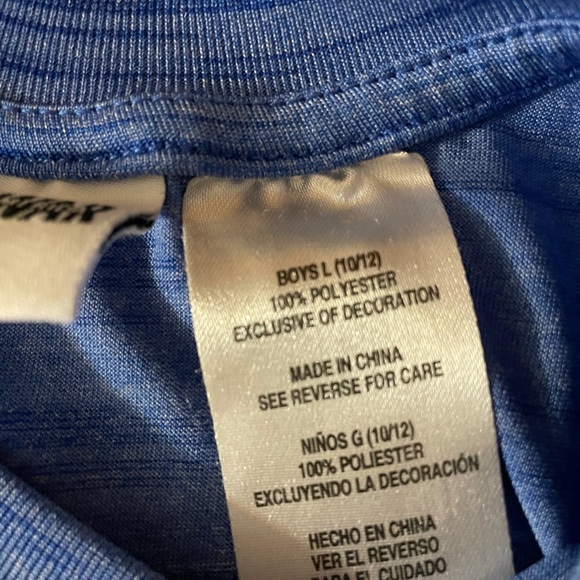 Marvel Tshirt for boys size 10/12 - Picture 4 of 5